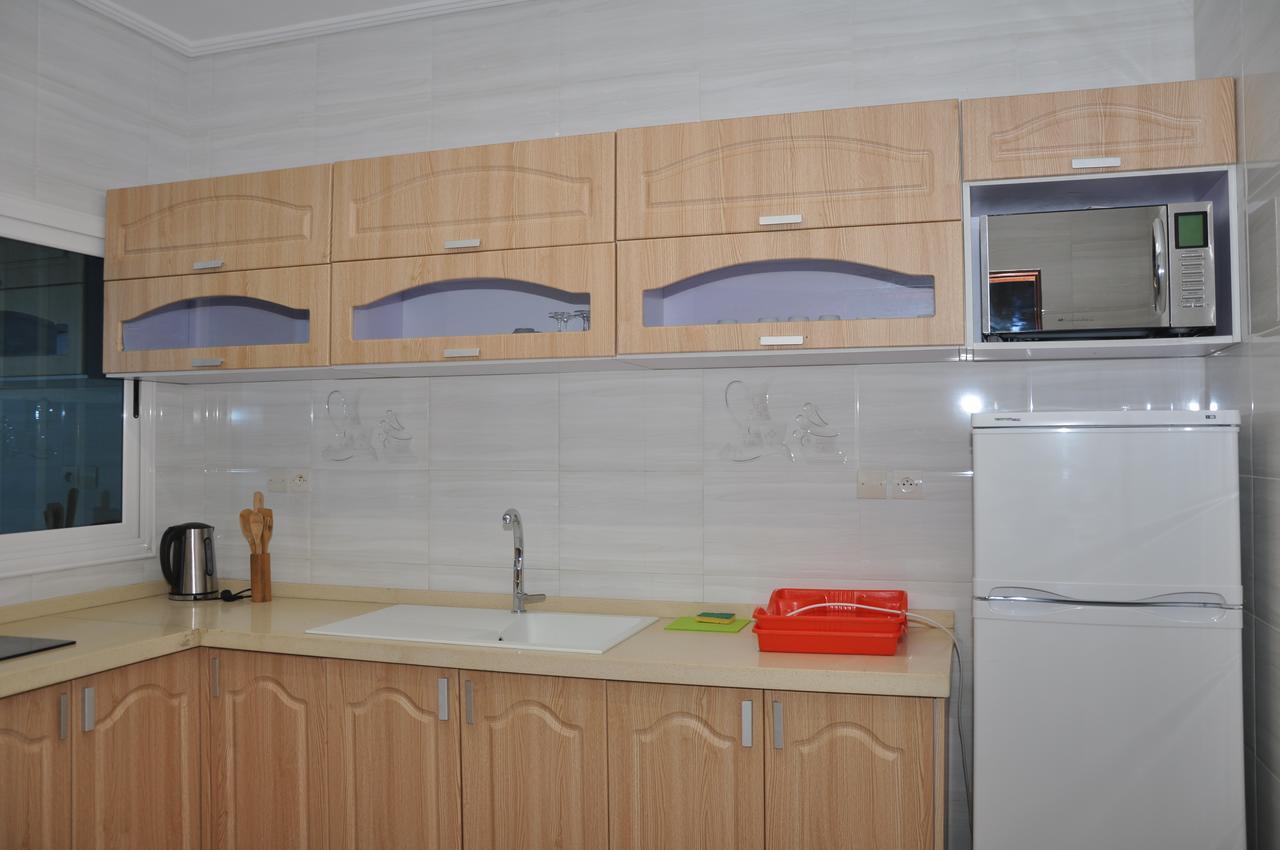 Rosalie'S Suites Ломе Екстер'єр фото